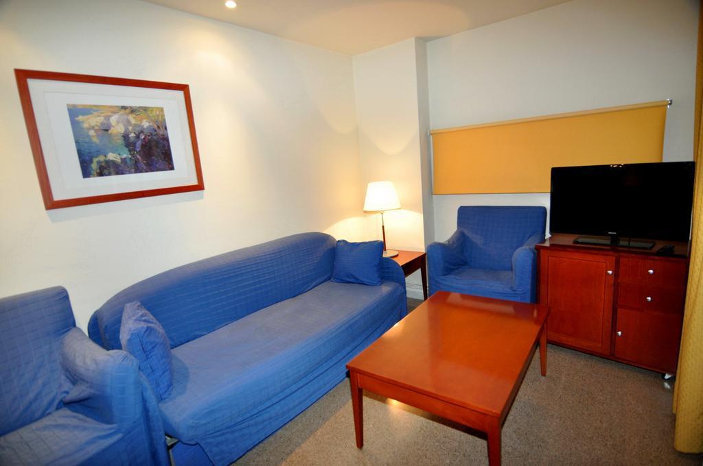 Aparthotel Solé Pobla de Segur Chambre photo