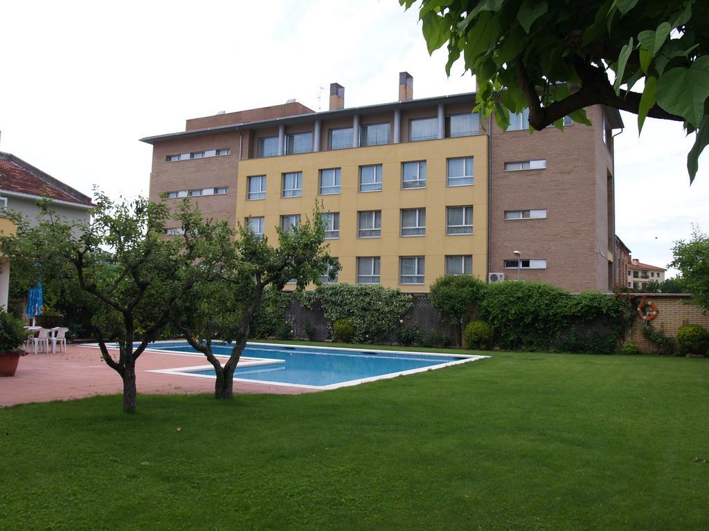 Aparthotel Solé Pobla de Segur Extérieur photo