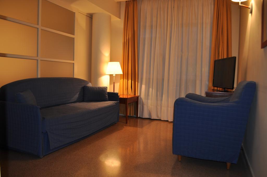 Aparthotel Solé Pobla de Segur Chambre photo